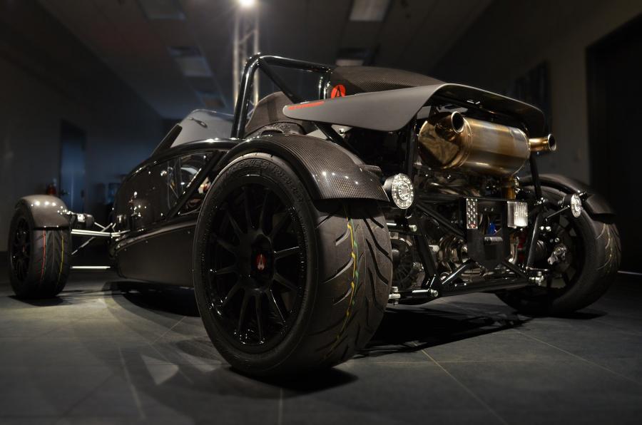  Ariel Atom 3R 2017 года  (NA) (фото 6 из 13)